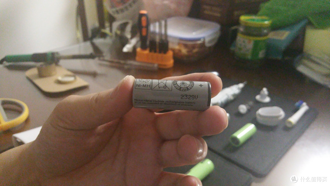 #原创新人# 欧乐B P7000 电动牙刷 拆解 更换电池