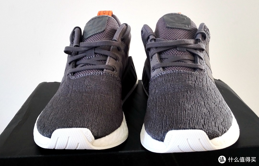 #原创新人# Adidas 阿迪达斯 Originals NMD R2 灰色跑鞋开箱