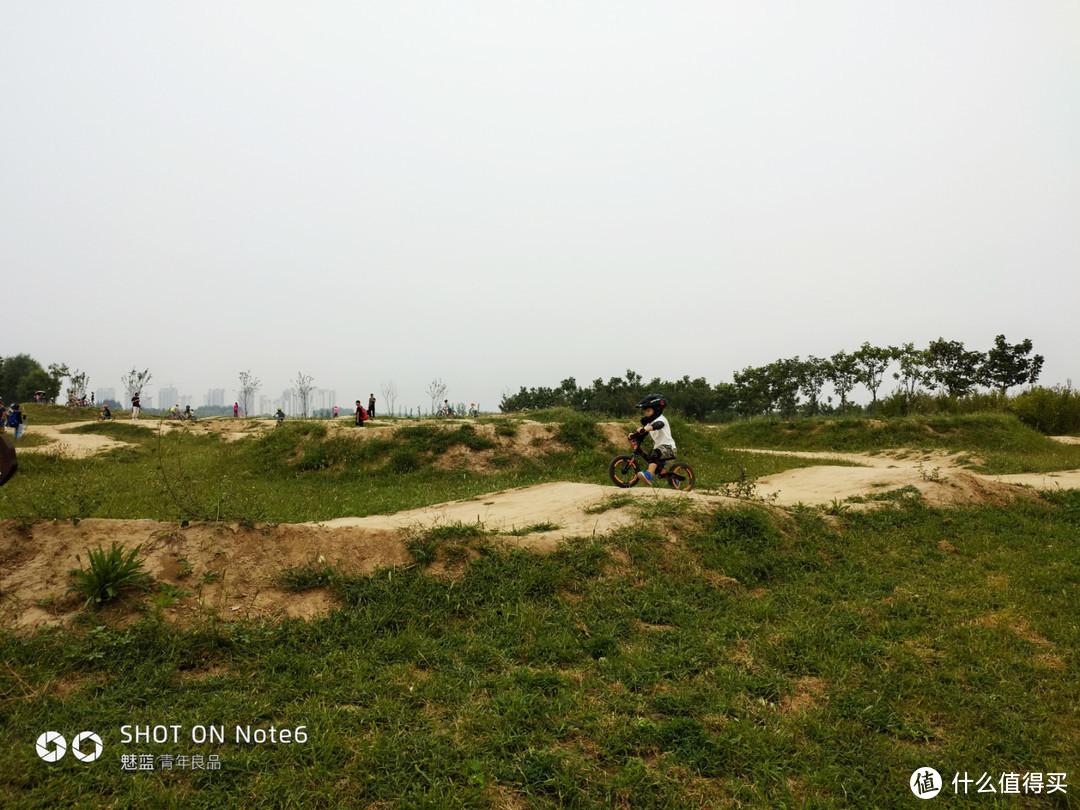 到亚洲最大的自行车主题公园体验山地骑行乐趣 - 永定河自行车公园游玩指南