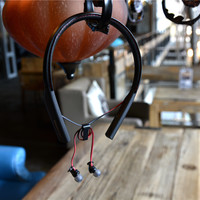 森海塞尔 MOMENTUM In-Ear 耳机产品细节(挂颈圈|芯片|按键)