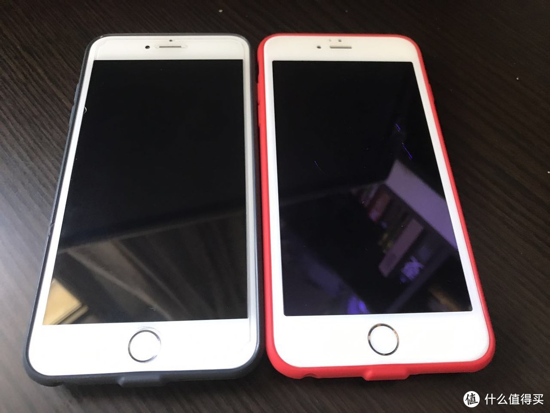 iPhone 6P老机满血复活 再战2年：ROCK P2背夹移动电源 2800mah