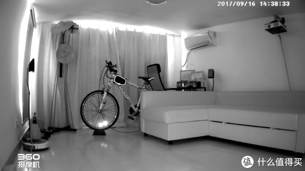 中规中矩的家中第三台网络监控摄像机,360智能