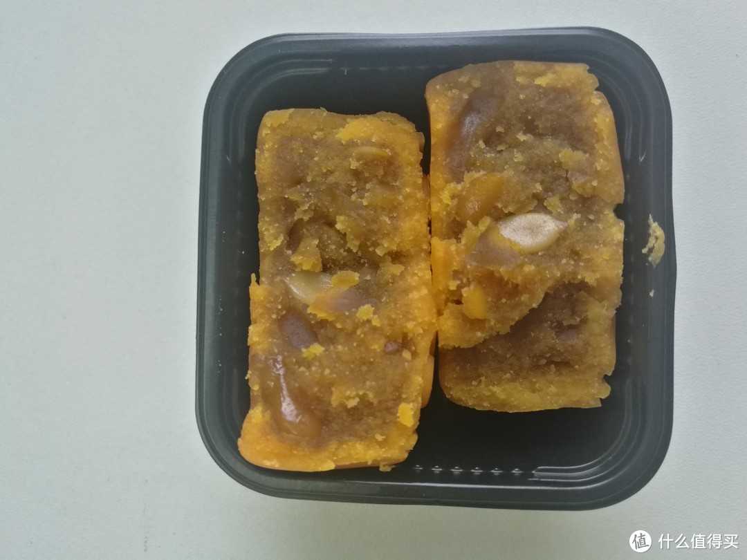 传统、创意和味道哪个更重要：评emoji九宫格月饼