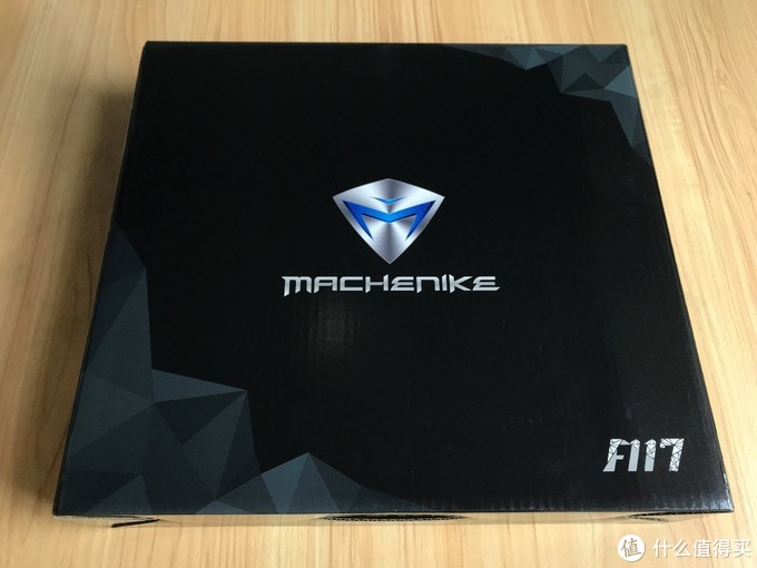 游戏本也能玩定制—MACHENIKE 机械师 F117 笔记本电脑 开箱