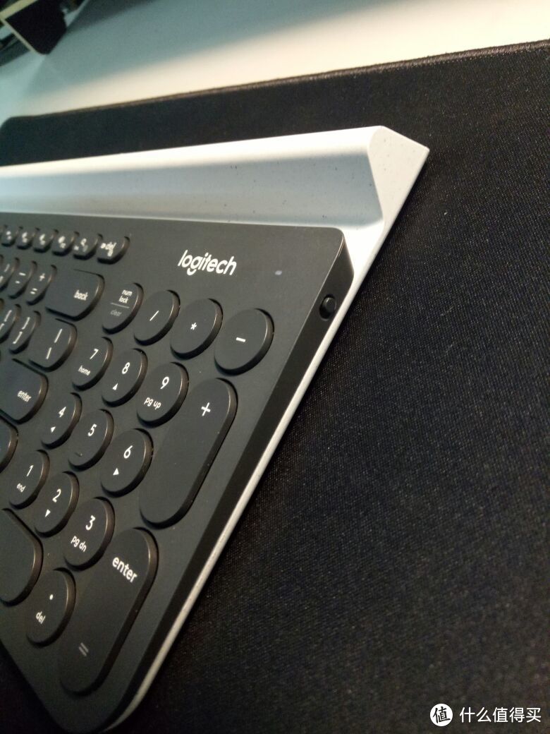 工作生活自在切换— Logitech 罗技 K780无线键盘 开箱