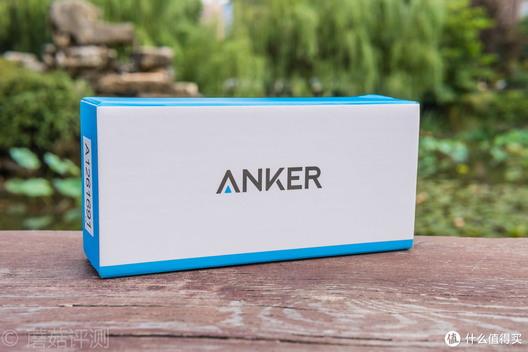 柔软与坚硬具备—Anker A1261 PowerCore II Slim 10000 枪炮玫瑰 移动电源 开箱