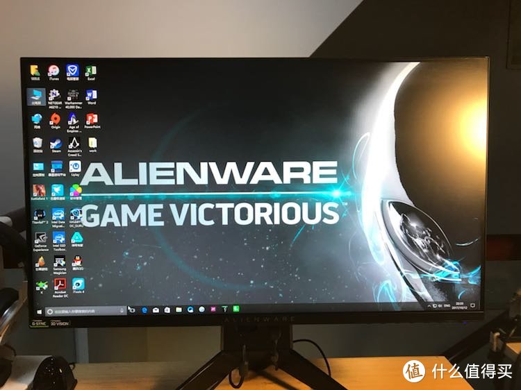 原始灯厂信仰与爆裂刷新率的碰撞：ALIENWARE 外星人 2518H 电竞显示器 开箱