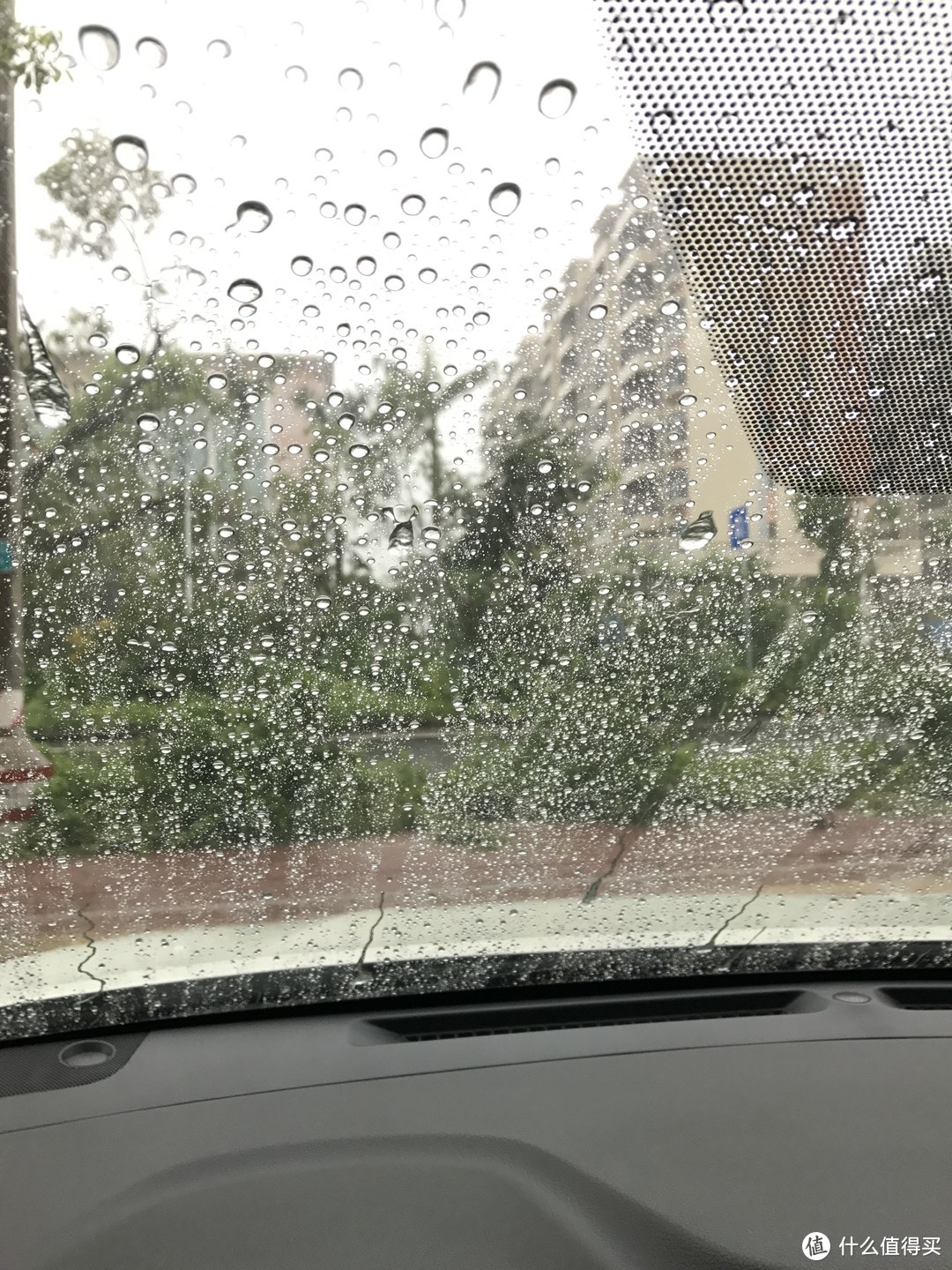 EnduroShield 汽车玻璃防雨剂（雨敌）  使用评测及跳刮问题解决心得