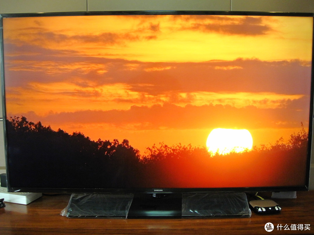 SAMSUNG 三星 UA50KUF30EJXXZ 50英寸液晶电视简评，附与UA55KU6100JXXZ的差异对比