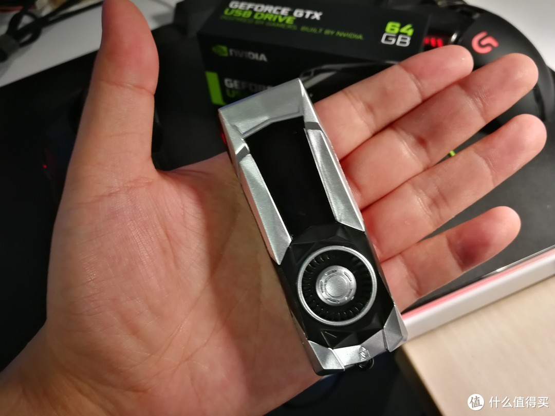 奇妙物:NVIDIA英伟达GeForce GTX 64GB USB Drive N饭信仰U盘开箱！