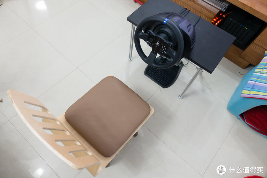 我家女司机竟然这样学开车？Thrustmaster 图马思特T300RS打造拟真驾驶舱