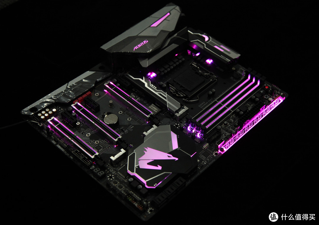 玩转六核就靠它！技嘉Z370 AORUS Gaming 7主板开箱+拆解