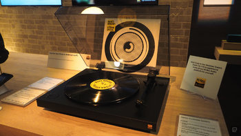铁三角 AT-LP60WH-BT 黑胶唱片机外观展示(转盘|本体|包装)