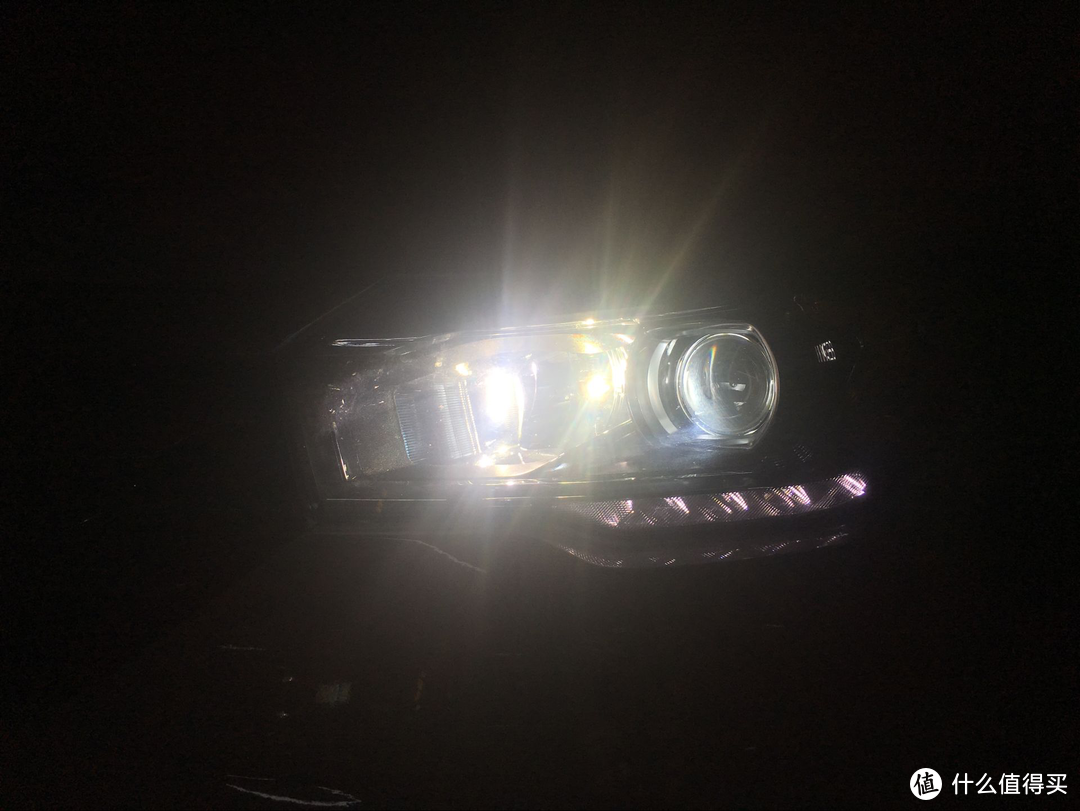 车灯改装体验：雪莱特氙气灯和LED大灯组合是绝配