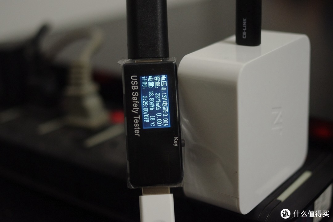 笔电之蜜糖，手机之砒霜——网易智造 65W USB-C电源适配器
