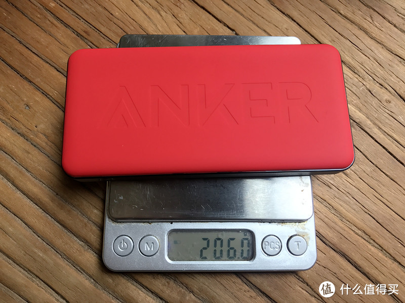 要的就是这个面——Anker 枪炮玫瑰移动电源