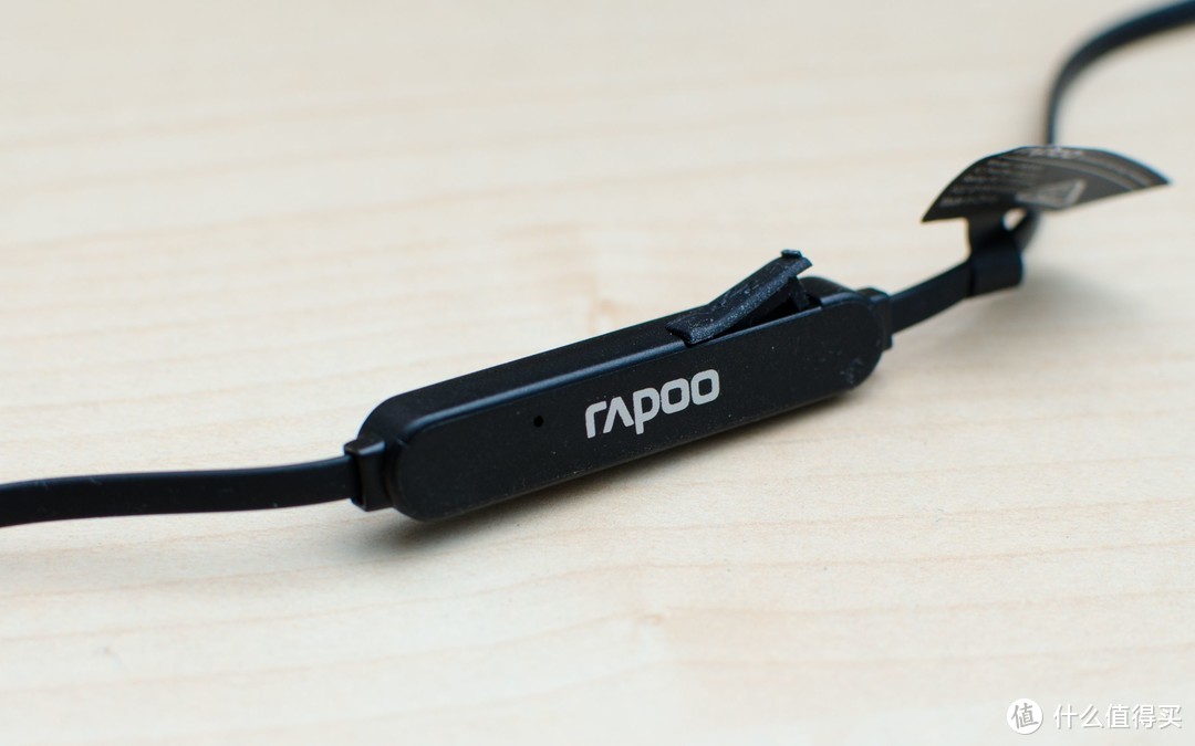 入门的无线蓝牙耳机—Rapoo 雷柏 VM300 蓝牙游戏耳机 开箱