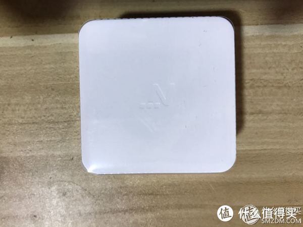 【轻众测】网易智造 USB-C电源适配器（65W）