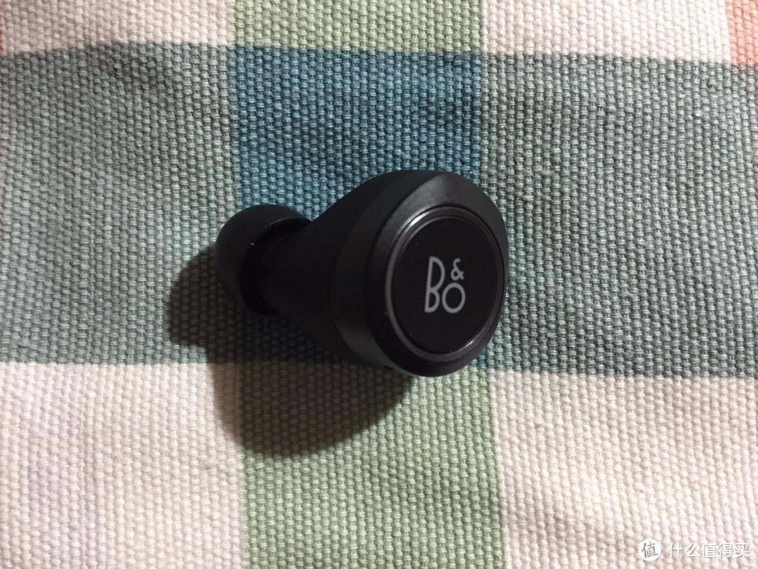 新品分享！B&O PLAY E8 蓝牙耳机 开箱