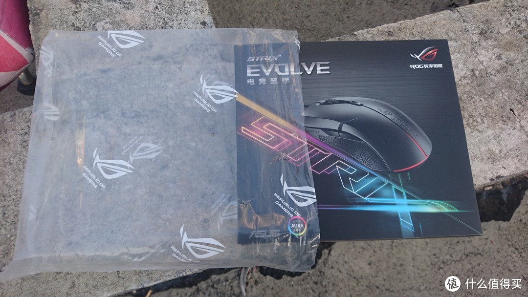 一次简单的信仰充值之旅—ROG STRIX EVOLVE P302鼠标