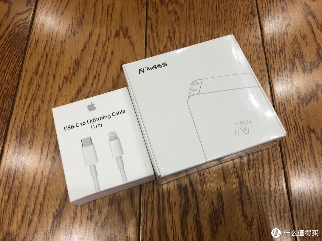 如何迅速喂饱iPhone“大胃王”——网易智造USB-C电源适配器