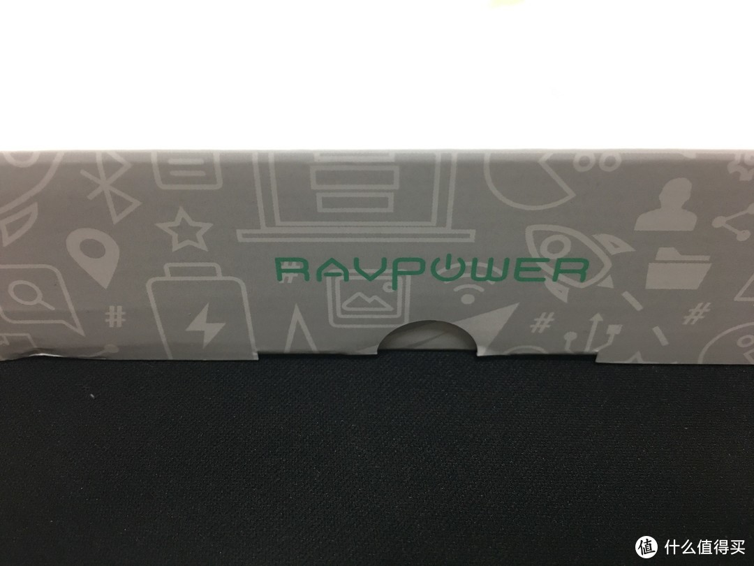 『BOSS级别移动电源』RAVPower26800毫安双向PD移动电源简评