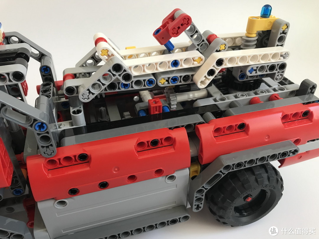 乐高还能这么拼： 复刻 LEGO 乐高 科技 42068 B模式 消防救援车