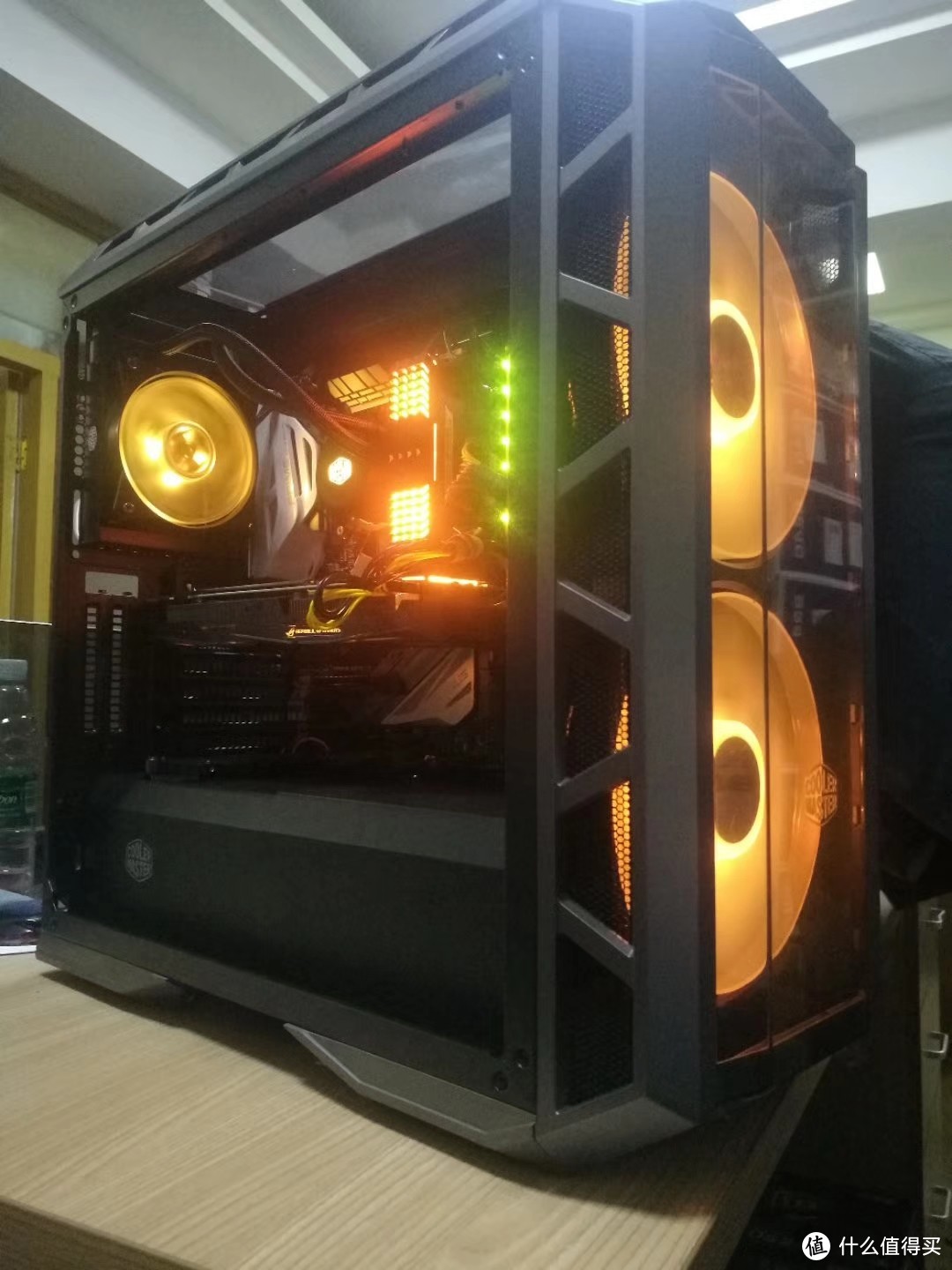 COOLERMASTER 酷冷至尊 H500P 机箱：给硬件找到一个大房子