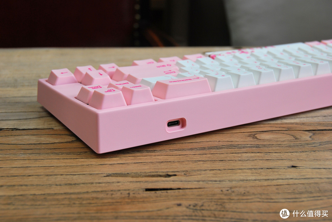 秋天也有樱花开—Varmilo 阿米洛 MIYA PRO 60% 机械键盘