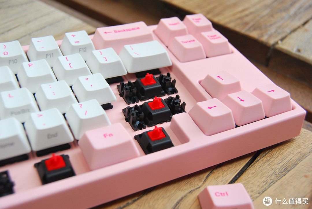 秋天也有樱花开—Varmilo 阿米洛 MIYA PRO 60% 机械键盘