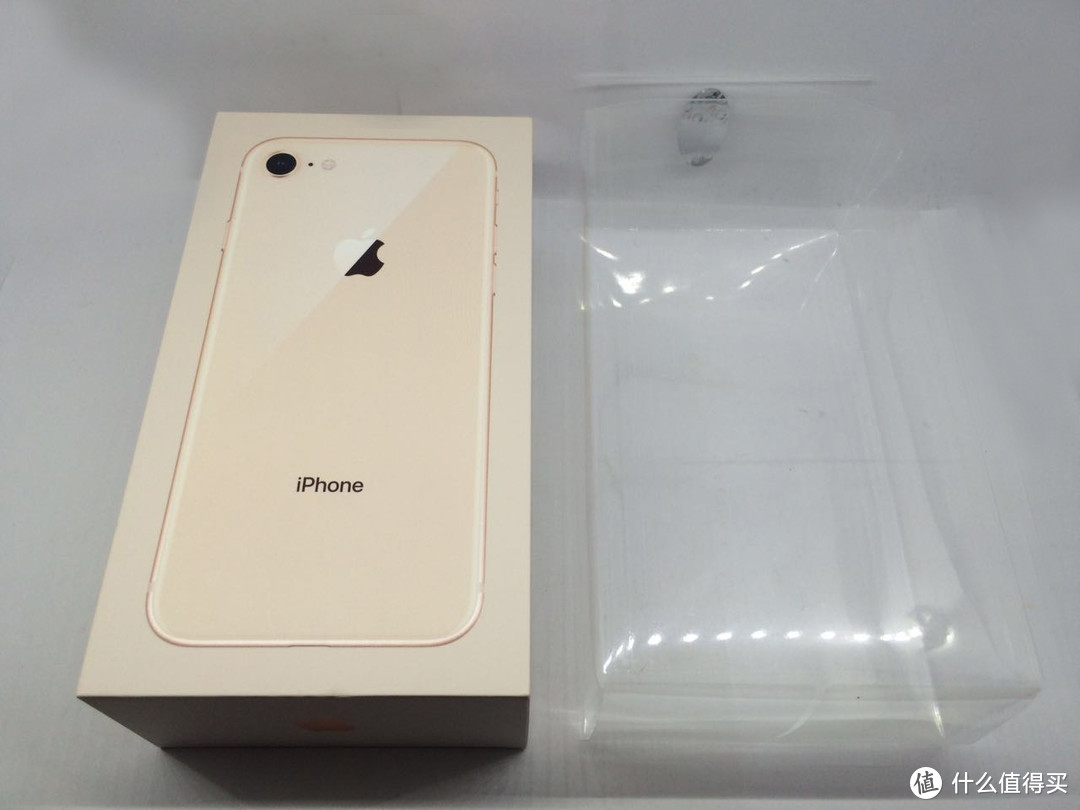 钱只是换了个样子陪你：Apple 苹果 金色 iphone 8 开箱