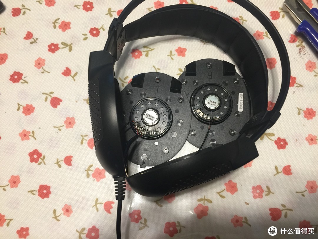 AKG 爱科技 K44 耳机更换单元实录