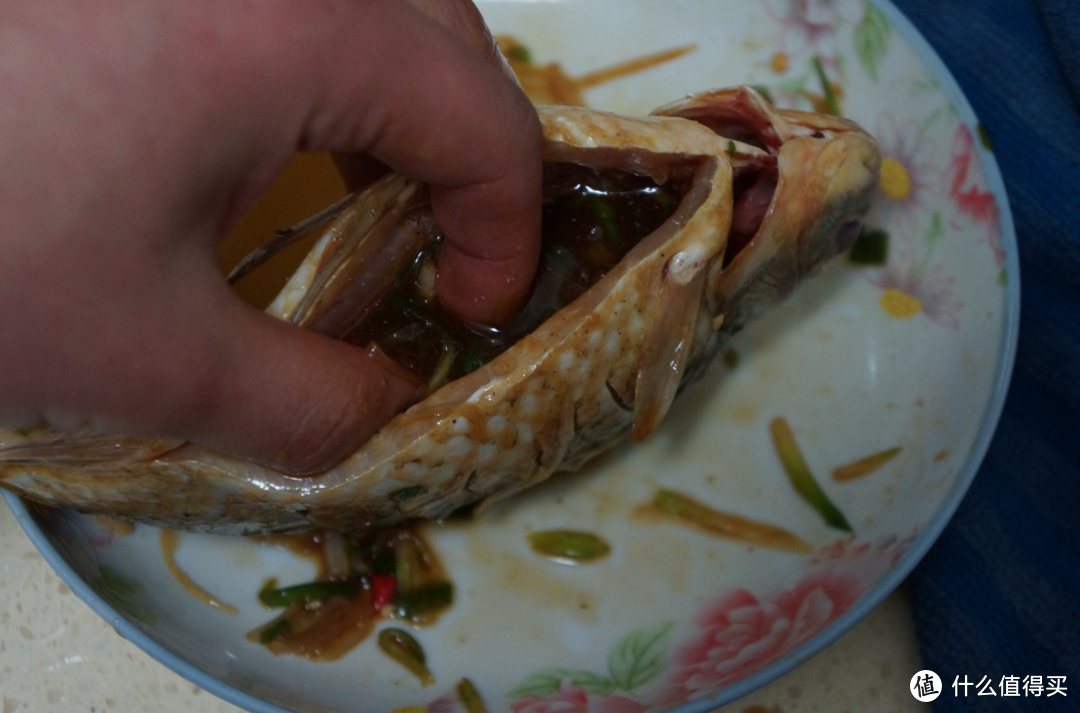小白也能做美食：一个烤箱与一条鲤鱼的“爱情”故事