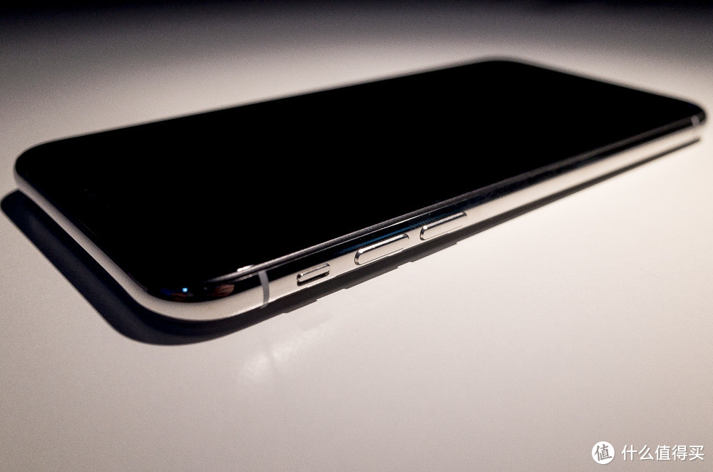 iPhone的再进化！iPhone X 256G银色开箱！