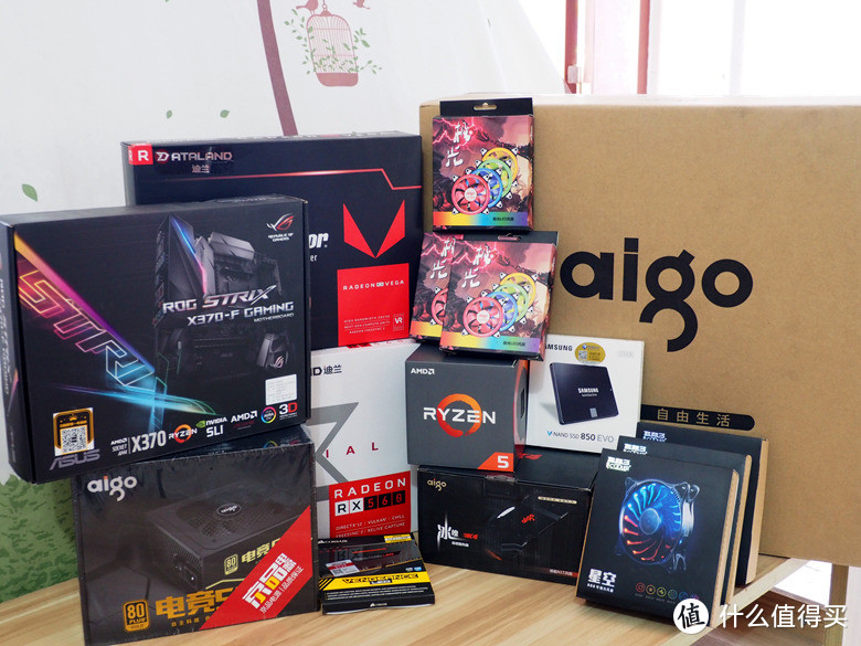 为了跟朋友组团“吃鸡”—Ryzen5 1600 +ASUS ROG STRIX X370F+RX VEGA 64 & 冰魄炫光机电套 开箱简晒