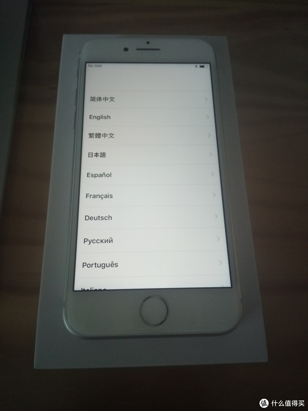 语言设置，可以看到iOS 11的排版更加分散