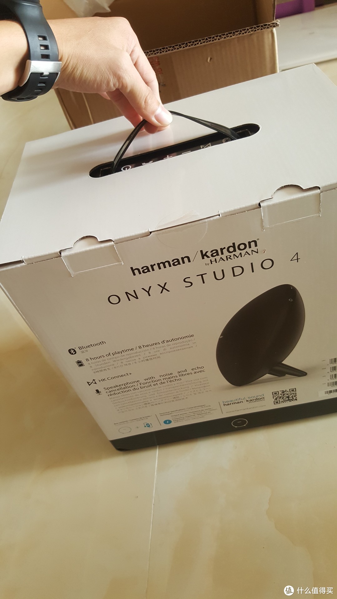 #原创新人# 一个锅盖式的无线蓝牙音响：harman/kardon 哈曼卡顿 Onyx Studio 4 音箱 开箱+简评