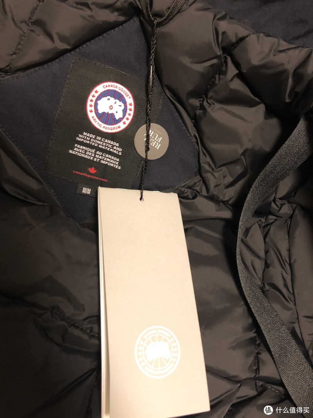 canada goose 官网购加拿大鹅细节、尺码及转运攻略