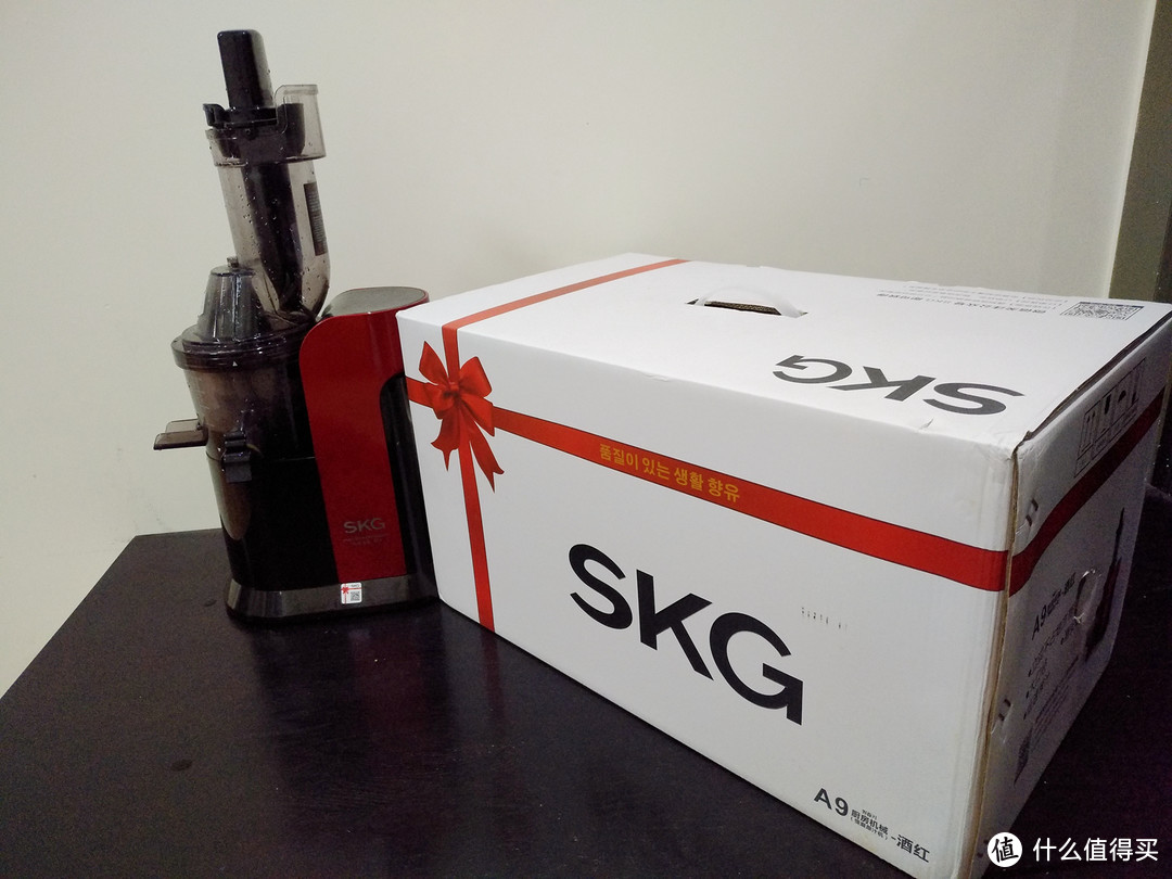 SKG A9大口径原汁机测评——颜值高、方便用、效果好，实力不输惠人原汁机