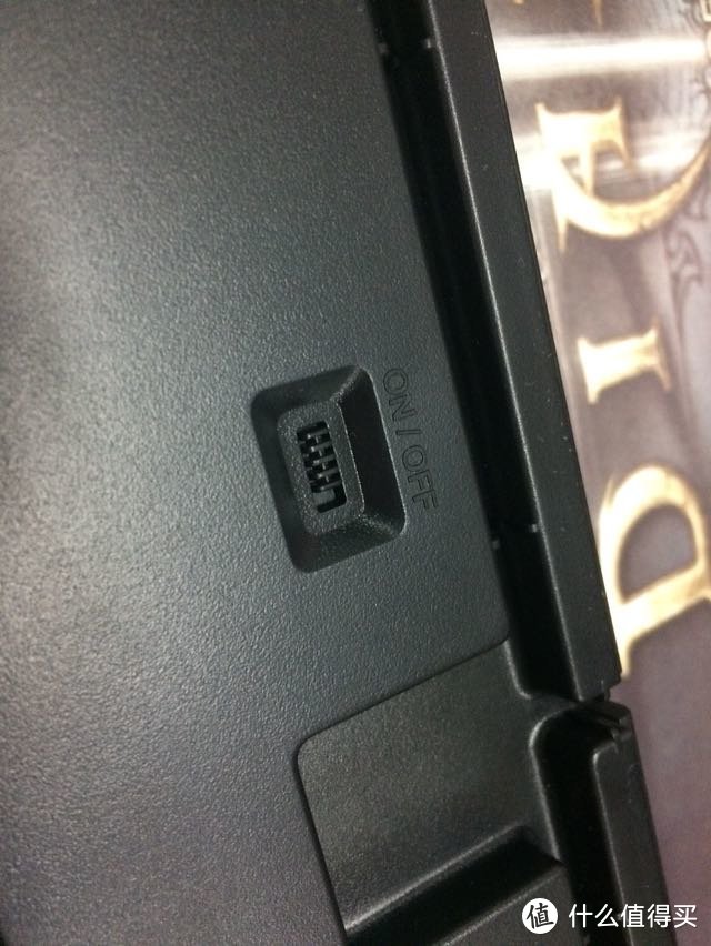 请附一条USB-C线，ikbc DC87 键盘 开箱