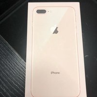 苹果 iPhone 8 Plus 手机外观展示(充电器|耳机)