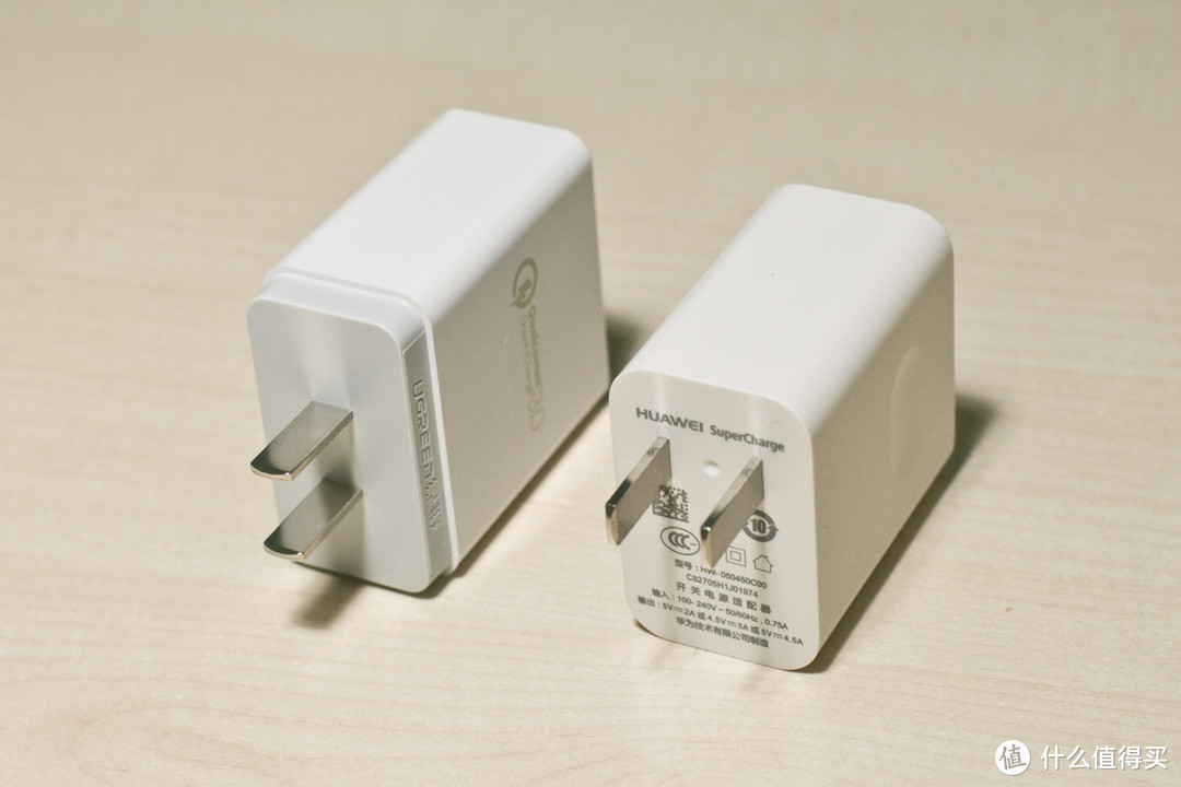 白菜价QC3.0充电头 — 绿联 QC3.0 电源适配器 开箱