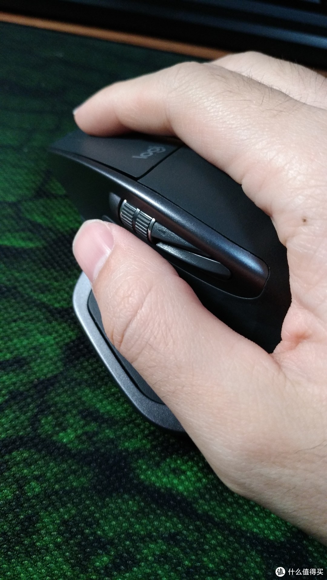 双11到货第一单：Logitech  罗技 MX Master 2S 鼠标 简单开箱