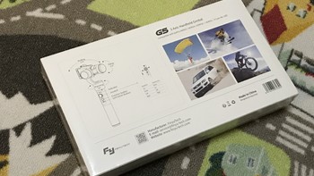 飞宇 G5 防抖防水三轴手持稳定器开箱体验(包装|电池|指示灯)