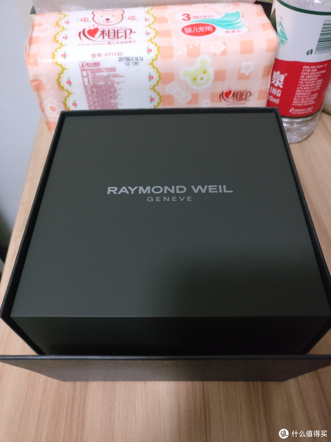 #原创新人#RAYMOND WEIL 蕾蒙威 MAESTRO系列 2237-ST-20001 男士机械表 开箱