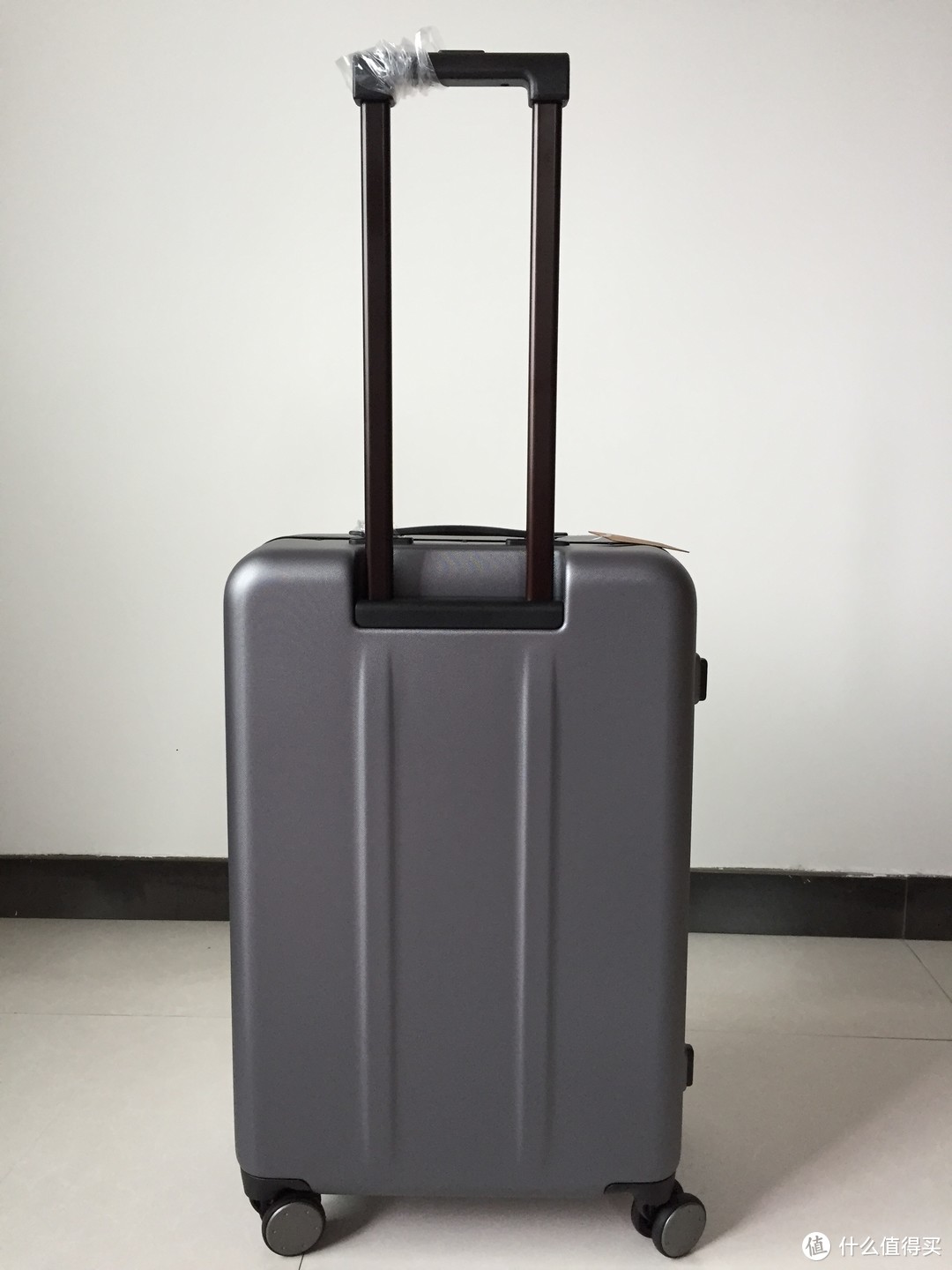 #晒单大赛#如果说户外背包承载的是灵魂，旅行箱承载的又是什么呢？90分24寸铝框旅行箱