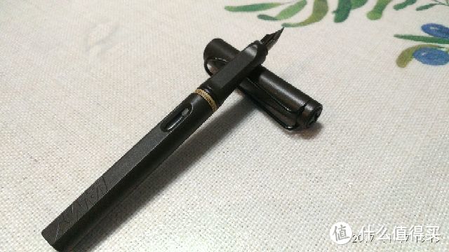 晚到的开箱—Lamy 凌美 狩猎者 磨砂黑 钢笔 开箱简评