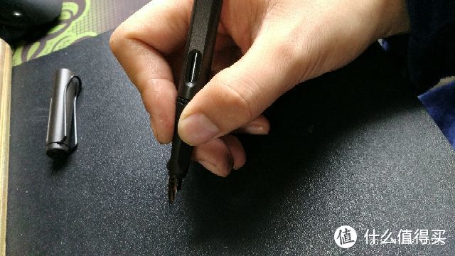 晚到的开箱—Lamy 凌美 狩猎者 磨砂黑 钢笔 开箱简评