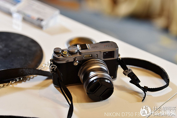 你们都关注Nikon 尼康 D850 单反相机的时候,我