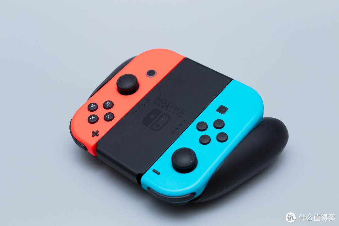 一篇迟到的晒单：Nintendo 任天堂 Switch 红蓝配色+方向盘套装 开箱